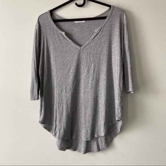ANITSTAR Light Gray Top - Picture 1 of 4